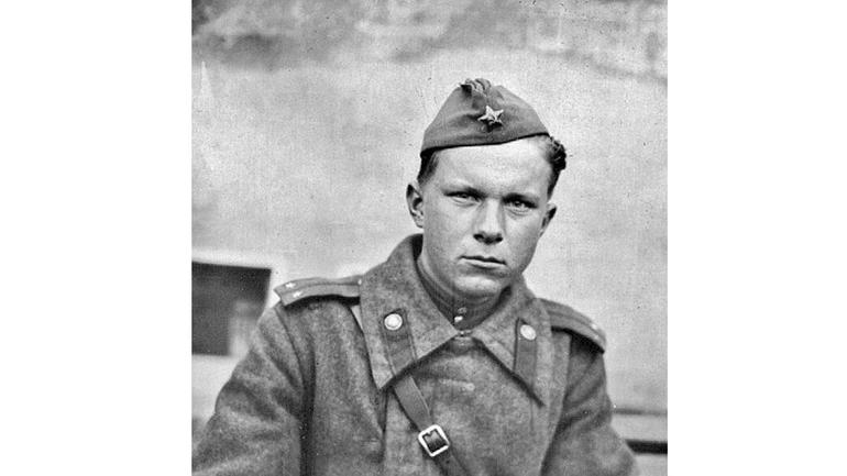 Писатель Василь Быков и его война: выбор на грани жизни и смерти. Фото №4